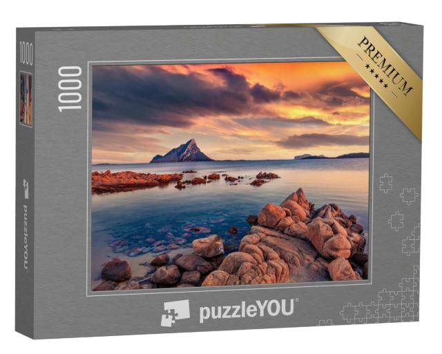 Puzzle 1000 Teile „Sonnenuntergang mit Tavolara Berg, Italien, Europa“