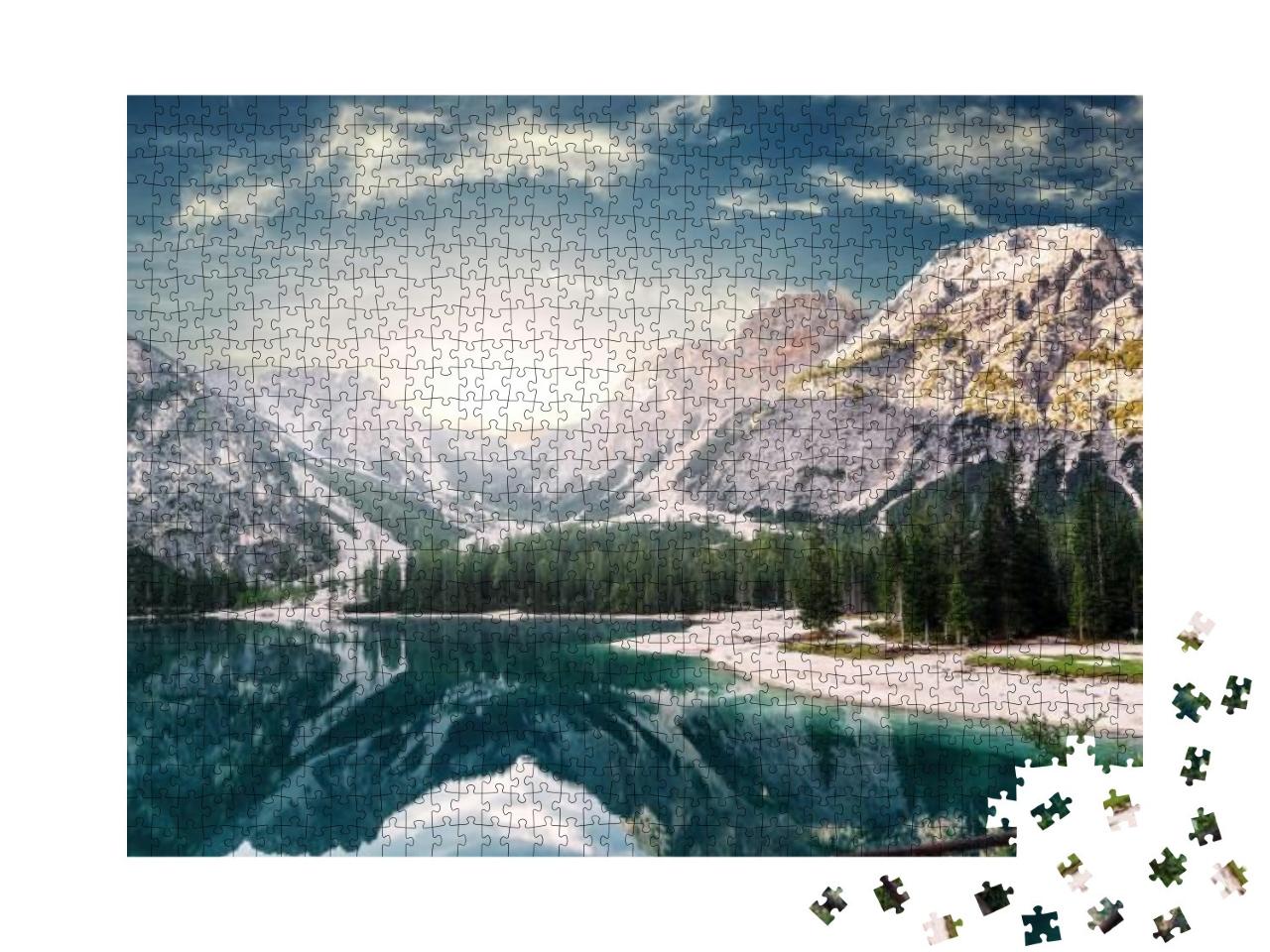 Puzzle 1000 Teile „Pragser Wildsee bei Sonnenaufgang, Dolomiten, Südtirol, Italien“