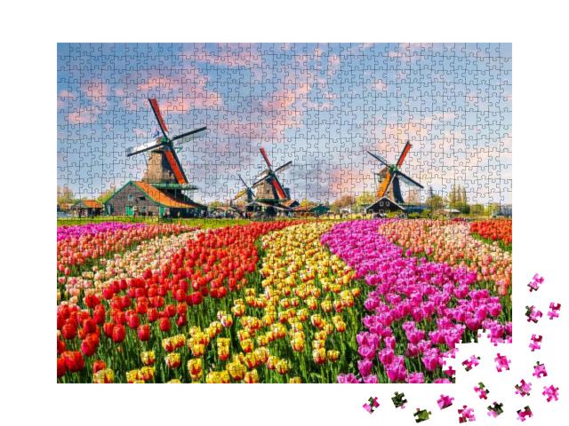 Puzzle 1000 Teile „Idyllische Windmühlen und Tulpen, Niederlande“