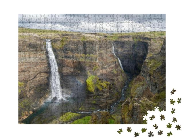 Puzzle 1000 Teile „Haifoss-Wasserfall im Süden Islands“