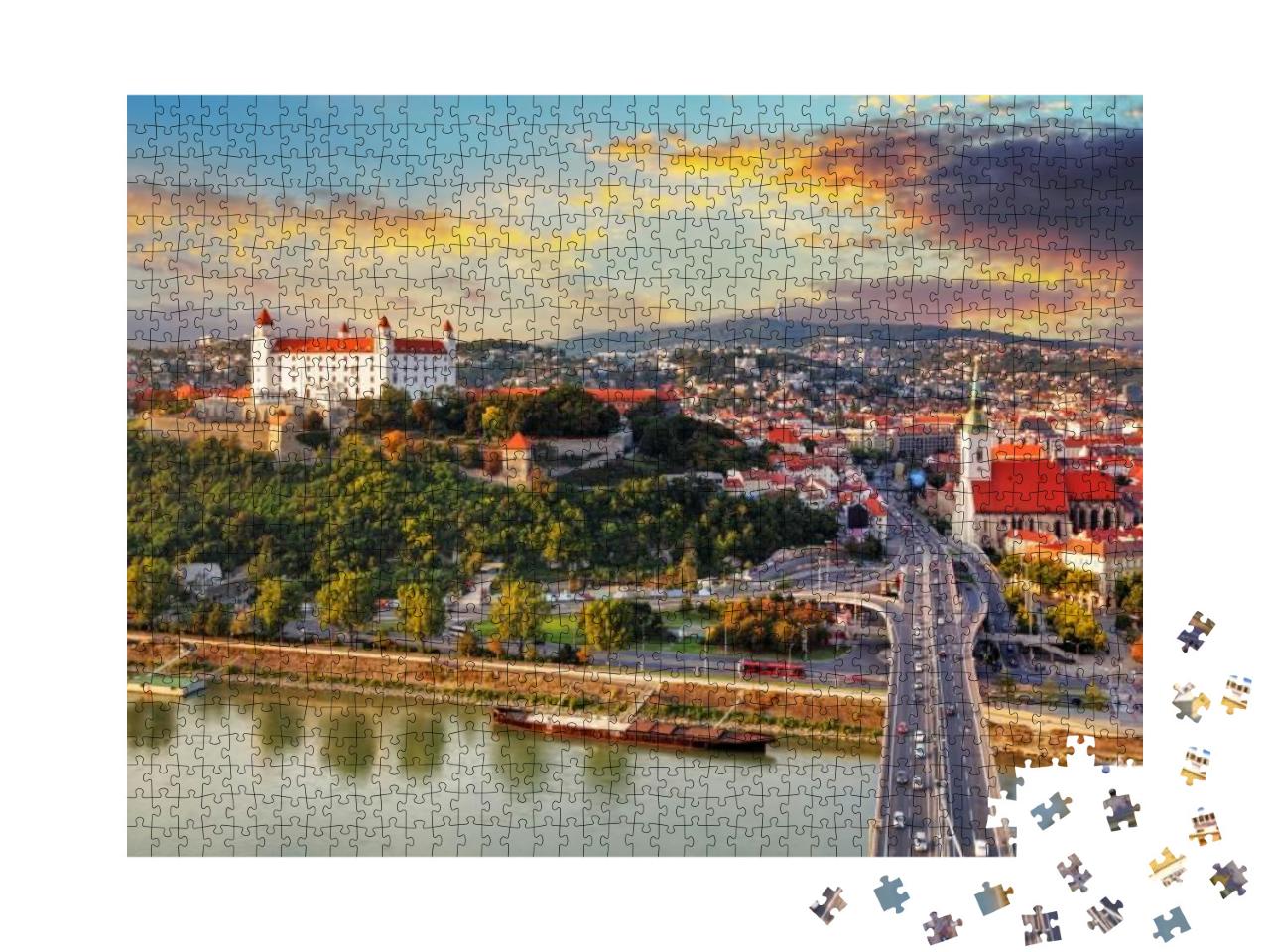 Puzzle 1000 Teile „Bratislava im Sonnenuntergang, Slowakei“