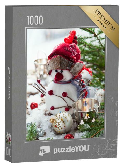 Puzzle 1000 Teile „Weihnachtsdekoration mit Schneemann, Kerzen und Christbaumkugeln“