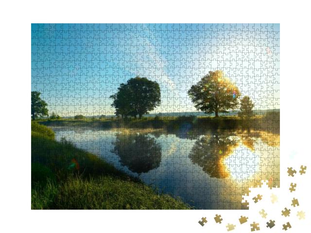 Puzzle 1000 Teile „Ruhige Szene frühmorgens am Fluss“