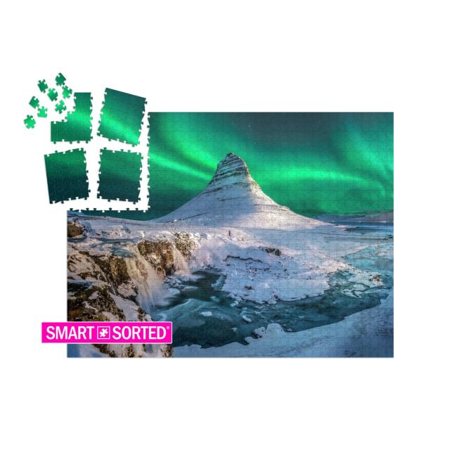 SMART SORTED® | Puzzle 1000 Teile „Nordlichter erscheinen über dem Berg Kirkjufell in Island“