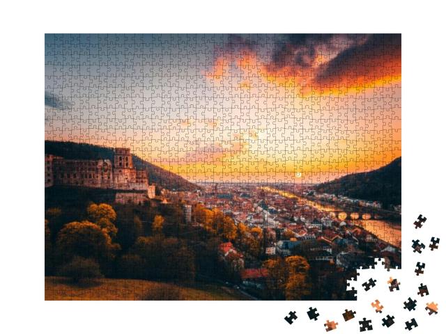 Puzzle 1000 Teile „Blick über Heidelberg im glühenden Sonnenuntergang“