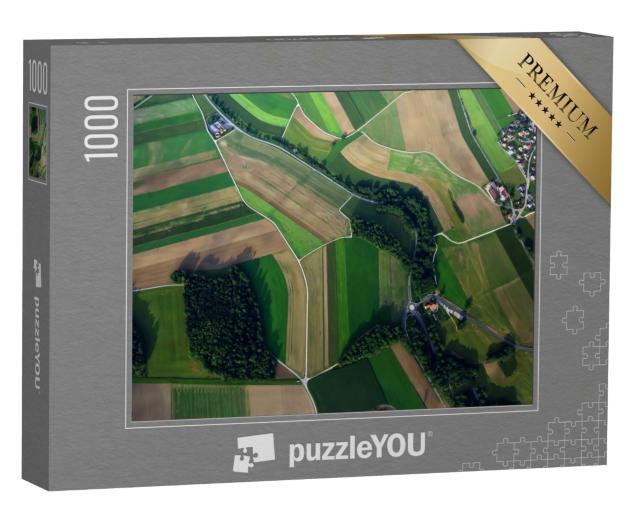 Puzzle 1000 Teile „Luftaufnahme einer Landschaft mit verschiedenen Feldern und Straßen“