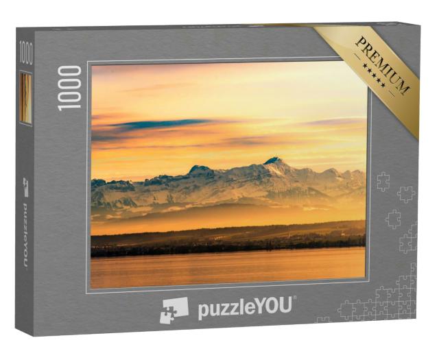 Puzzle 1000 Teile „Abendleuchten am Bodensee mit Schweizer Alpen im Hintergrund“