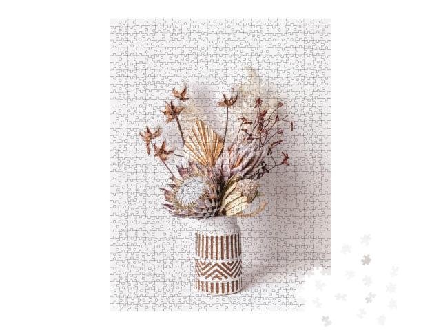 Puzzle 1000 Teile „Trockenblumen in einer weißen Keramikvase“