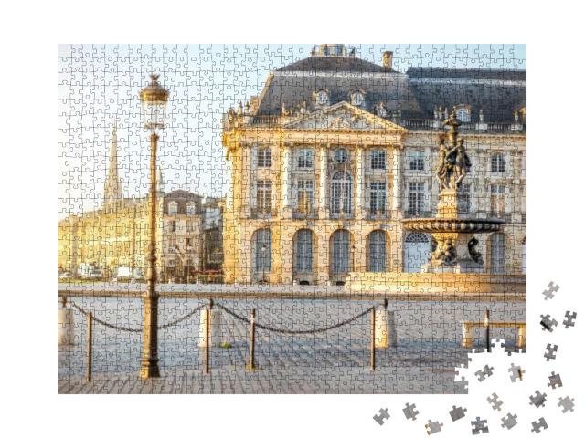 Puzzle 1000 Teile „Blick auf den berühmten La Bourse Platz mit Brunnen am Morgen in Bordeaux, Frankreich“