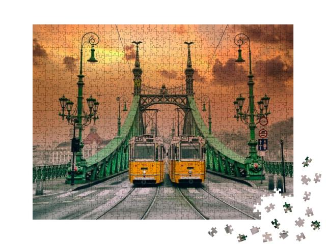 Puzzle 1000 Teile „Zwei gelbe Trams auf der Freiheitsbrücke, Budapest “