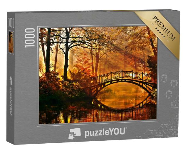 Puzzle 1000 Teile „Alte Brücke im herbstlich nebligen Park“