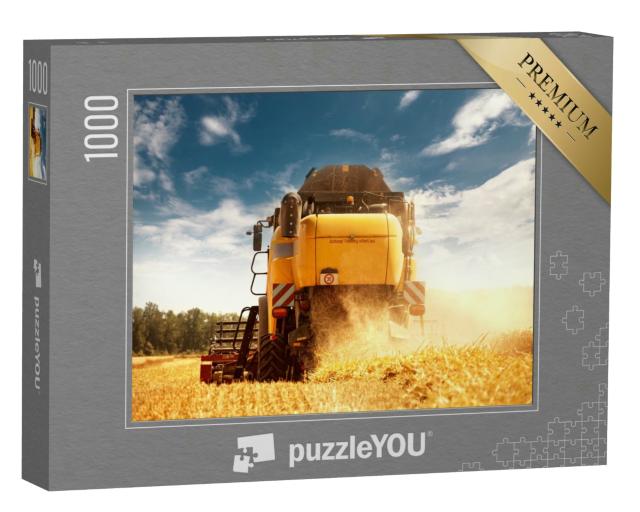 Puzzle 1000 Teile „Erntemaschine bei der Arbeit mit Strohstaub“