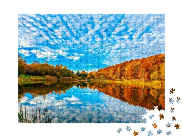 Puzzle 1000 Teile „Herbstlandschaft im klaren See“