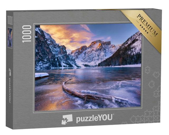 Puzzle 1000 Teile „Winterlicher Sonnenaufgang über dem Pragser Wildsee, Dolomiten, Italien“