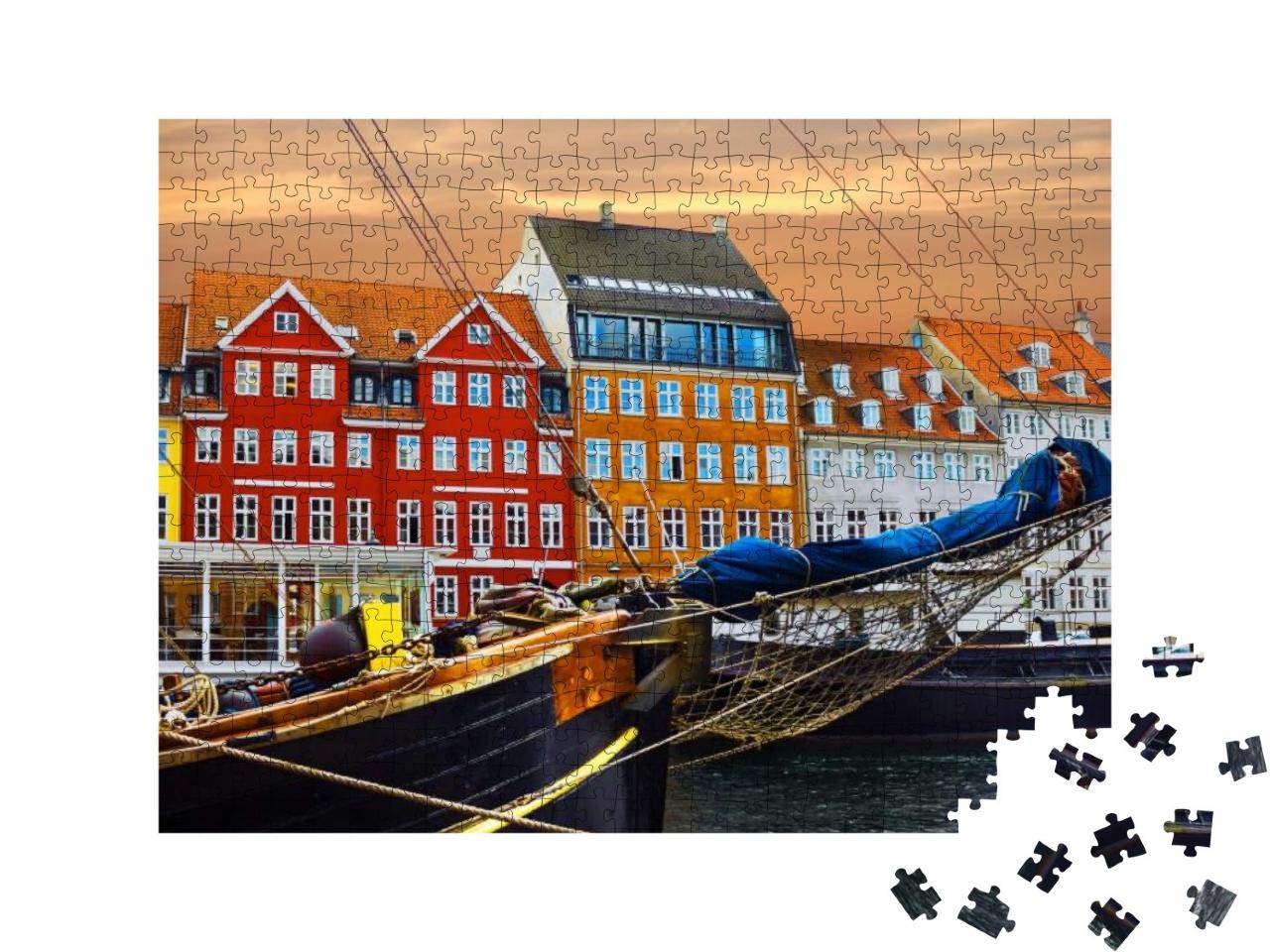 Puzzle 500 Teile „Yachten und farbige Häuser an der Strandpromenade in Nyhavn“