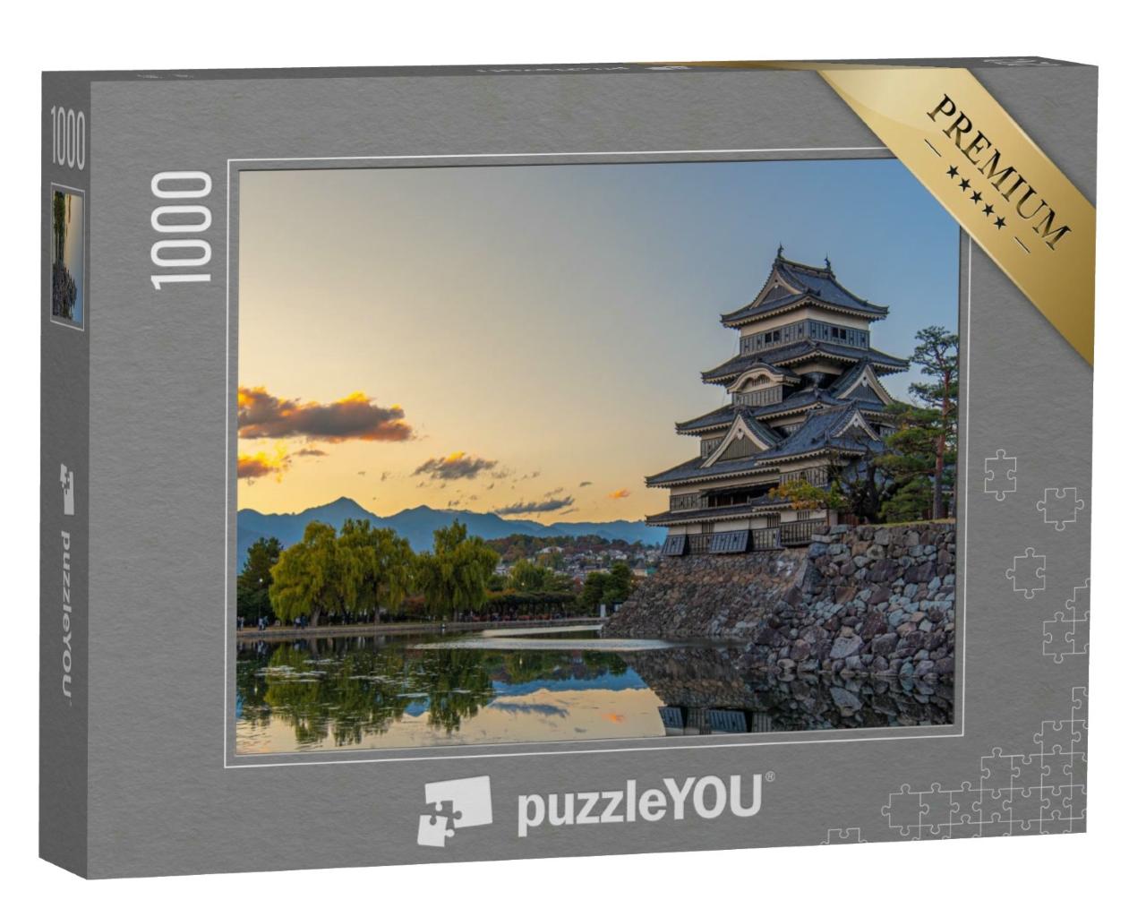 Puzzle 1000 Teile „Matsumoto Schloss im goldenen Licht des Herbstes, Nagano, Japan“