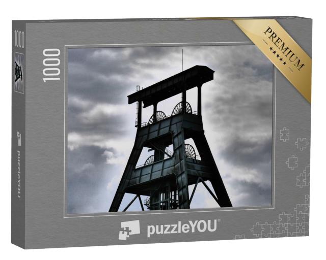 Puzzle 1000 Teile „Alter Förderturm im Ruhrgebiet, schwarz-weiß“