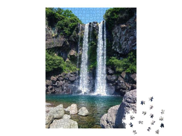 Puzzle 1000 Teile „Der Jeongbang-Wasserfall in Südkorea“