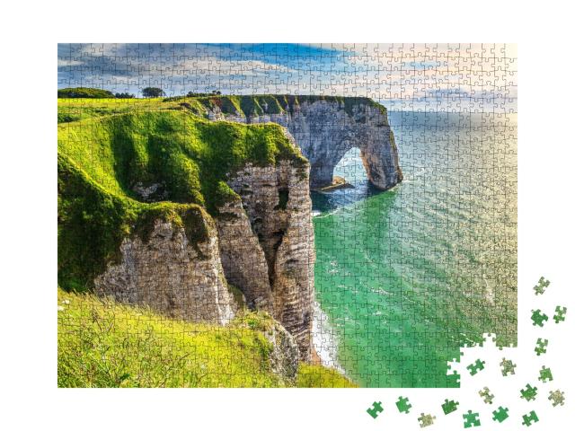 Puzzle 1000 Teile „Klippen von Etretat an der Küste, Normandie, Frankreich“