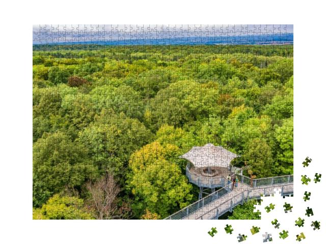 Puzzle 1000 Teile „Baumwipfelpfad in den Buchenwäldern des Nationalparks Hainich, Deutschland“