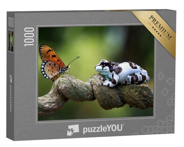 Puzzle 1000 Teile „Amazonas-Milchfrosch, Auge in Auge mit einem Schmetterling“