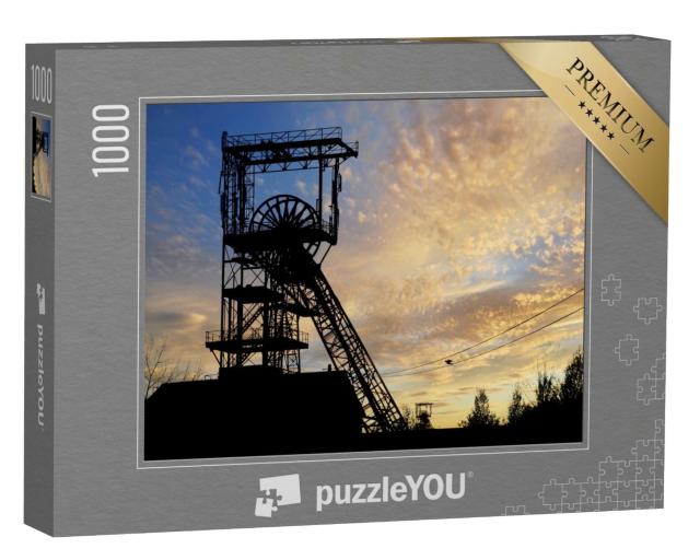 Puzzle 1000 Teile „Alter stillgelegter Bergwerksschacht bei Sonnenuntergang, Saarland“