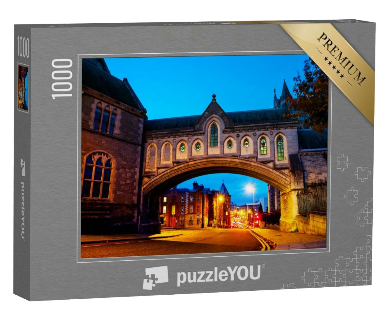 Puzzle 1000 Teile „Dublin, Irland: beleuchteter Bogen der Christ Church Cathedral bei Nacht“
