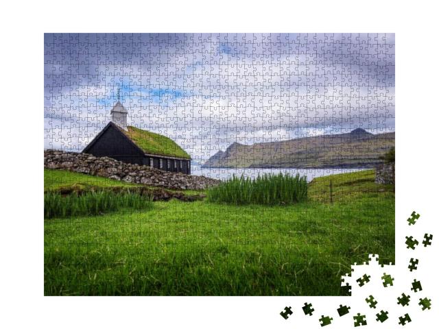 Puzzle 1000 Teile „Holzkirche direkt am Meeresufer auf den Färöer Inseln“