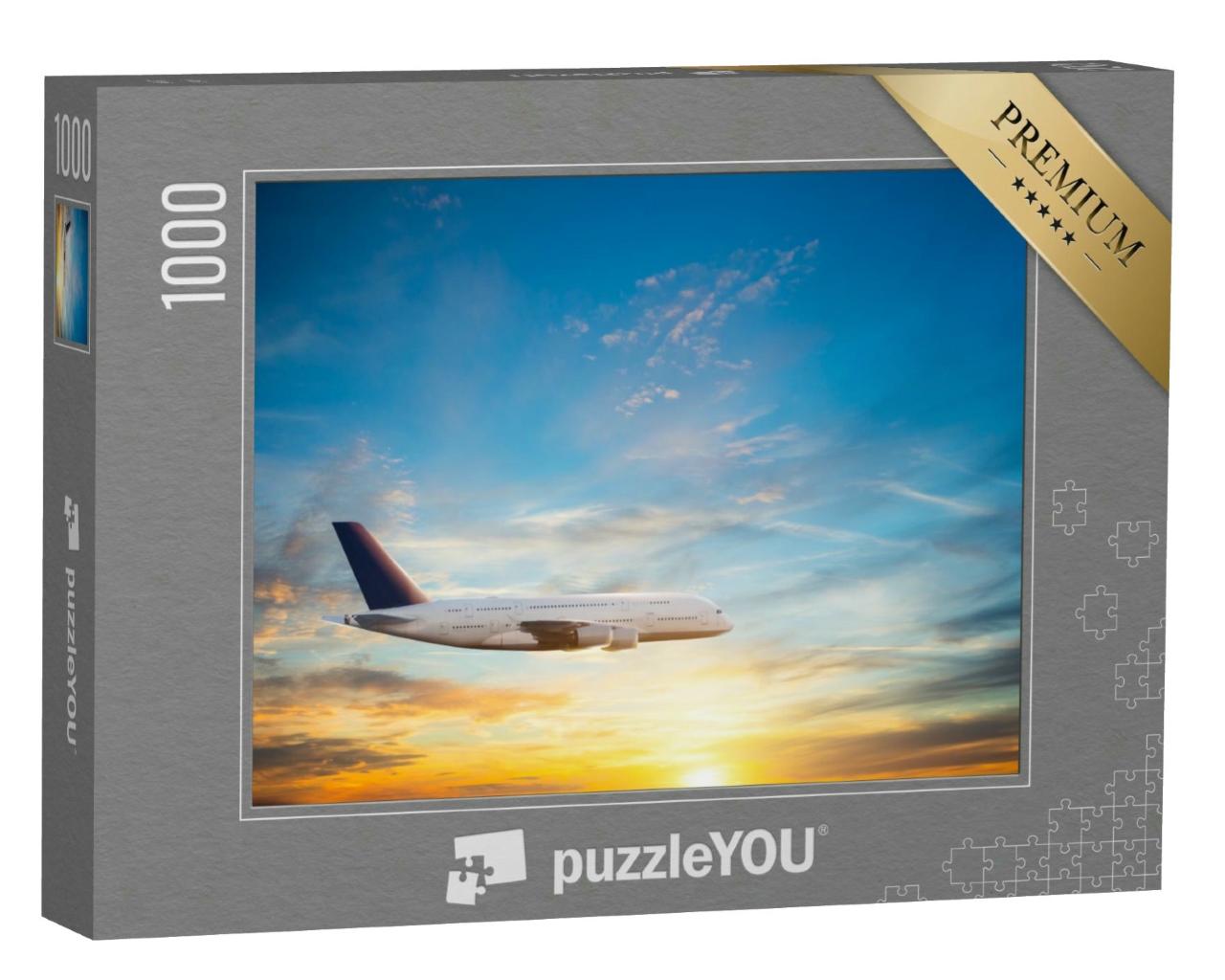 Puzzle 1000 Teile „Ruhiger Flug eines Passagierflugzeuges am Abendhimmel“