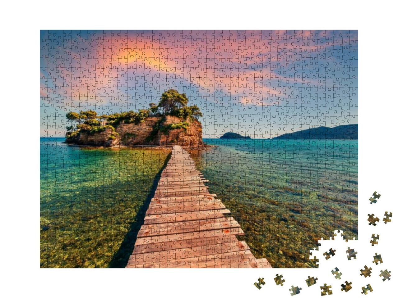Puzzle 1000 Teile „Sonnenaufgang auf Port Sostis“