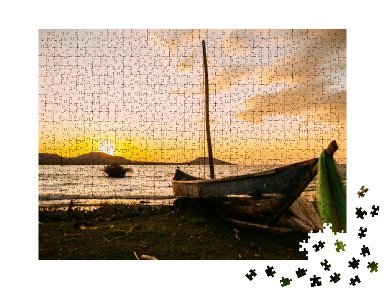 Puzzle 1000 Teile „Afrikanisches Fischerboot in der Nähe des Viktoriasees, Kenia“