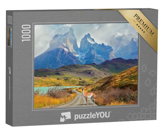 Puzzle 1000 Teile „Gipfel von Los Kuernos über dem Lake Pehoe, Patagonien, Chile“