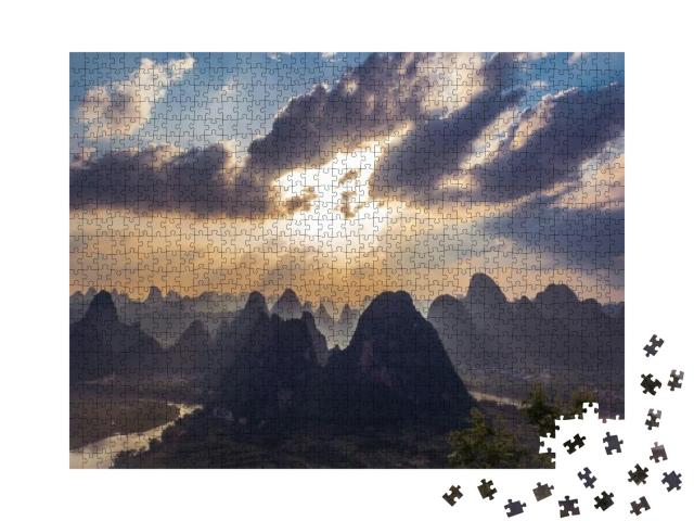 Puzzle 1000 Teile „Blick auf den Sonnenuntergang vom Laozhai-Berg, Guangxi, China“