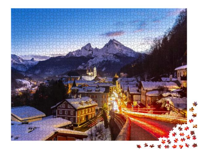 Puzzle 2000 Teile „Berchtesgaden, im Hintergrund der Watzmann“