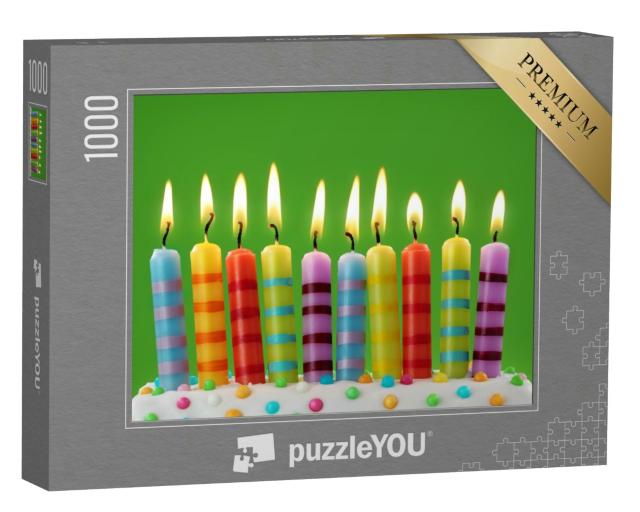 Puzzle 1000 Teile „Zehn bunte Kerzen auf grünem Hintergrund“