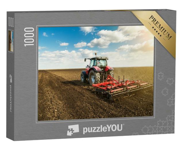 Puzzle 1000 Teile „Traktor bei der Vorbereitung des Bodens“