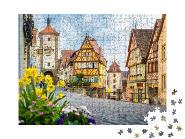 Puzzle 1000 Teile „Stadt Rothenburg ob der Tauber mit blühenden Blumen, Deutschland“