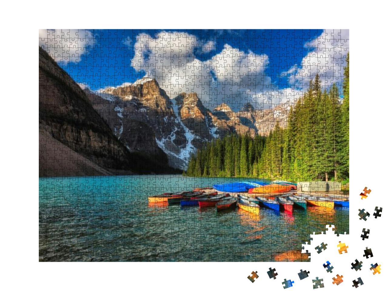 Puzzle 1000 Teile „Kanus auf dem Moraine-See, Banff-Nationalpark in den Rocky Mountains, Alberta, Kanada“