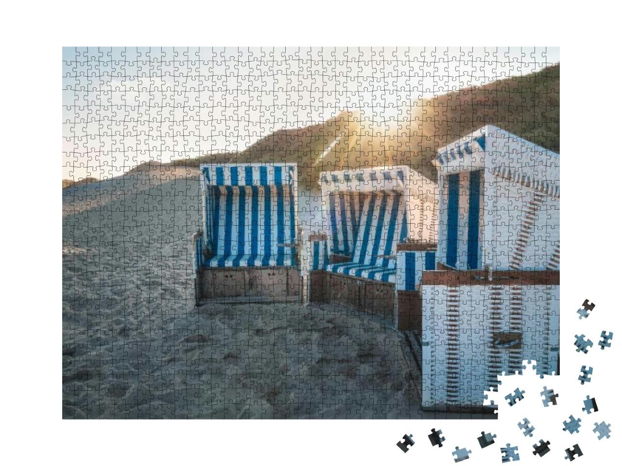 Puzzle 1000 Teile „Strandkörbe bei Sonnenaufgang auf der Insel Sylt“