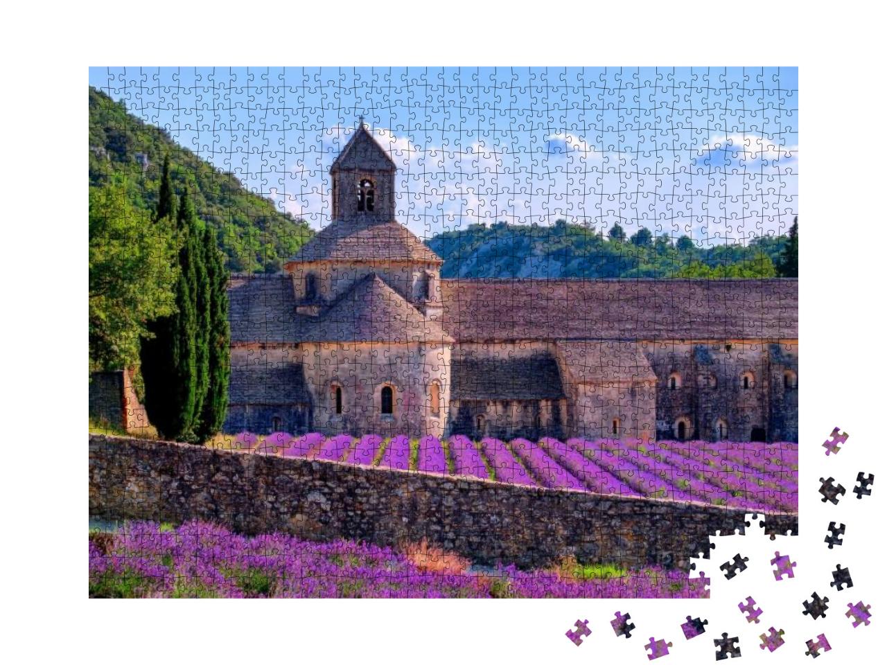 Puzzle 1000 Teile „Blühende violette Lavendelfelder im Senanque Kloster, Provence, Südfrankreich“