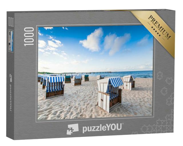 Puzzle 1000 Teile „Strandkörbe am leeren Sandstrand an der Ostsee“