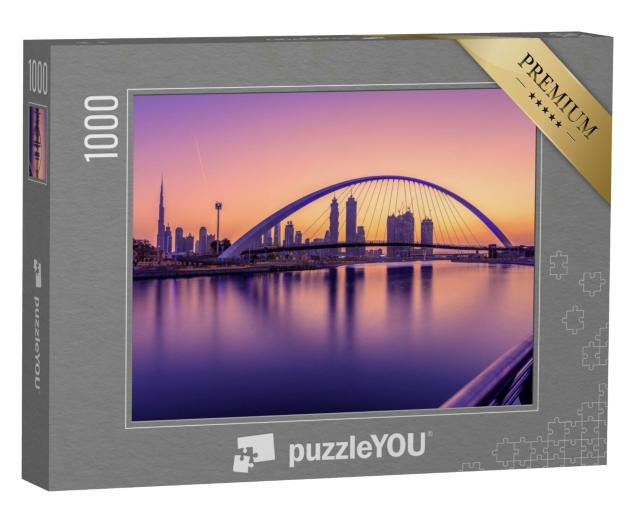 Puzzle 1000 Teile „Sonnenaufgang über dem Dubai-Kanal“