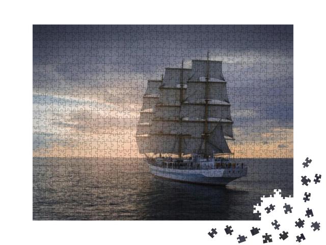 Puzzle 1000 Teile „Historisches Segelschiff bei seiner Fahrt über das Meer“