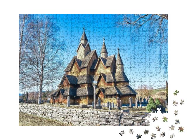 Puzzle 1000 Teile „Die alte Stabkirche von Heddal in Telemark, Norwegen“