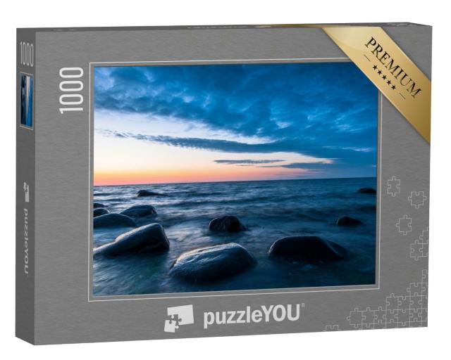 Puzzle 1000 Teile „Felsbrocken am Strand bei Abendstimmung im Nationalpark Jasmund auf Rügen“