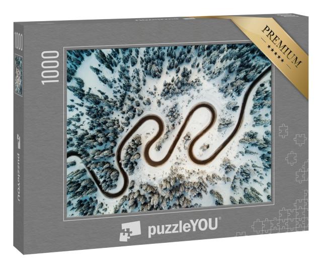 Puzzle 1000 Teile „Vogelperspektive: Bergstraße in den winterlichen Dolomiten“