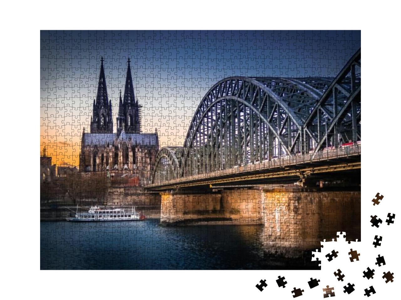 Puzzle 1000 Teile „UNESCO-Weltkulturerbe: Kölner Dom, im Vordergrund die Hohenzollernbrücke“