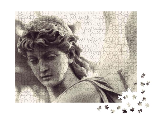 Puzzle 1000 Teile „Engelsfigur als Symbol der Liebe, der Güte und des Leidens“