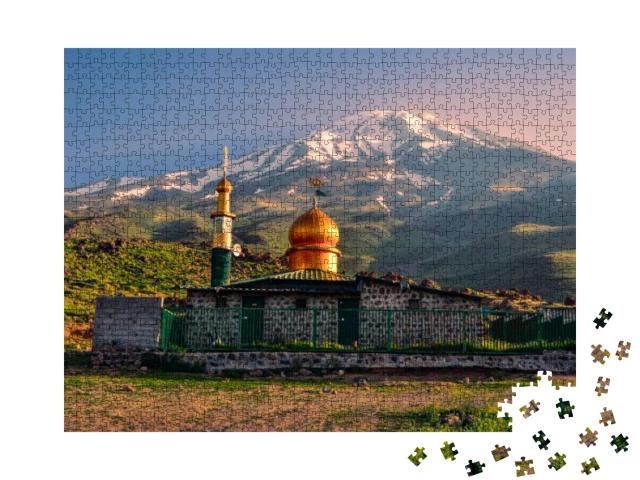 Puzzle 1000 Teile „Moschee unterhalb des Vulkans Damavand, Iran“