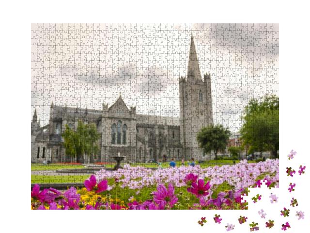 Puzzle 1000 Teile „Wunderschöner Garten der St. Patrick Kathedrale, Dublin, Irland“
